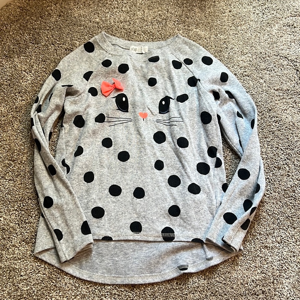 H&M girls sweater